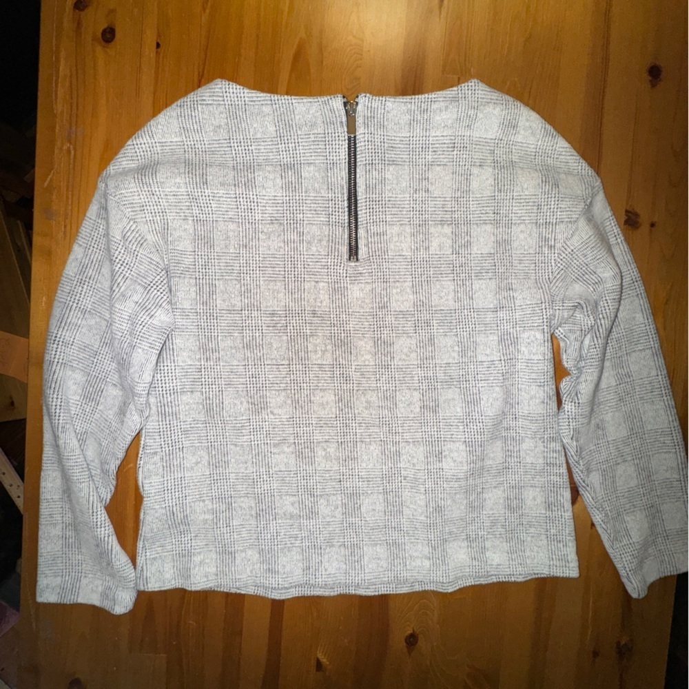 H&M sweater - Picture 5 of 7